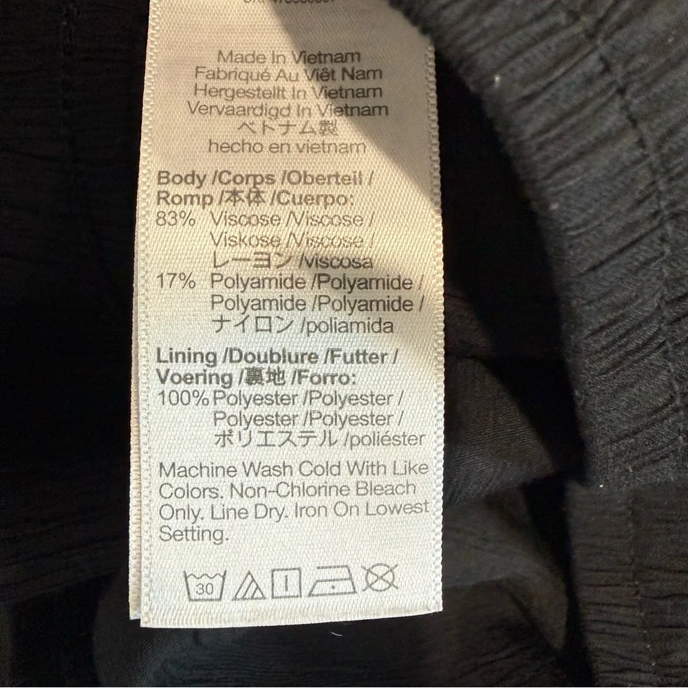 Madewell Women’s Crinkle Classic Black Dress Pants‎